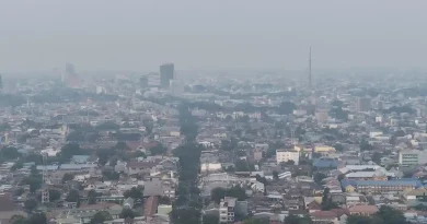 Asap karhutla bikin makassar berkabute